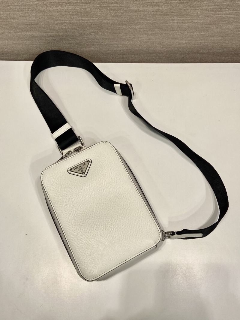 Pra*a waist chest packs